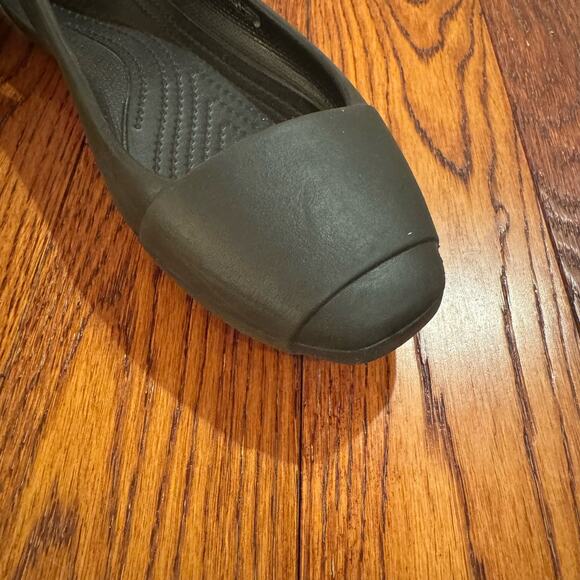 Crocs Iconic Comfort Kelli Black Ballerina Womens 8 Slip On Flat Bendable Shoes - Picture 9 of 16